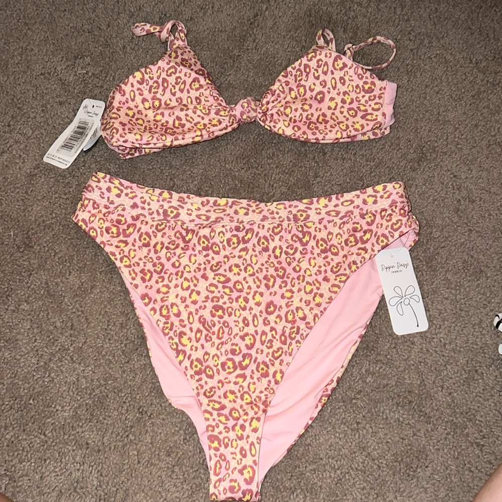 NWT Dippin Daisys pink leopard bikini